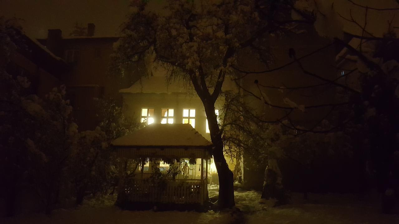 Mountain Tale Hostel Brasov Exterior photo